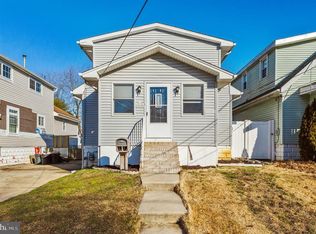 215 W 5th Ave, Runnemede, NJ 08078