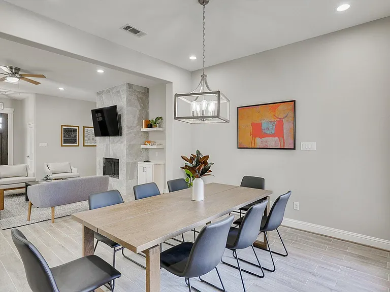 8206 Chesham Dr — Photo 12