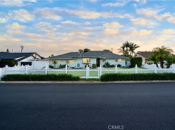 18672 Spaulding Ave, Santa Ana, CA 92705