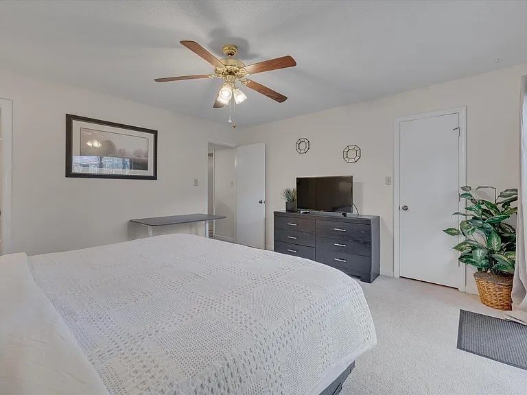 4408 American Dr #B — Photo 20