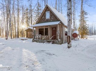 14978 N Willow Station Rd, Willow, AK 99688