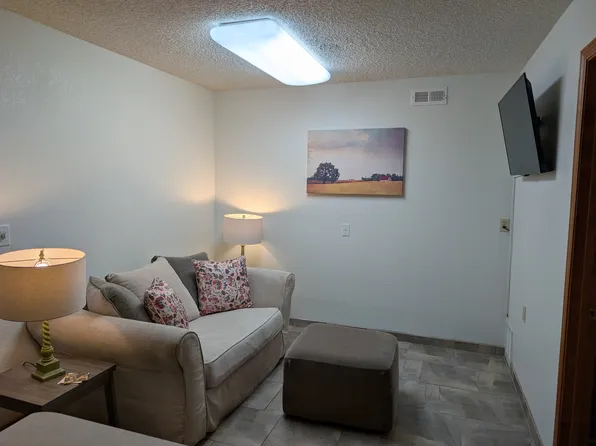 605 Flora St #B, Prescott, AZ 86301