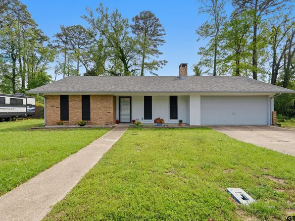 801 Sunset Dr, Overton, TX 75684