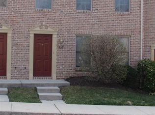 1275 Timber View Dr, Mechanicsburg, PA 17050