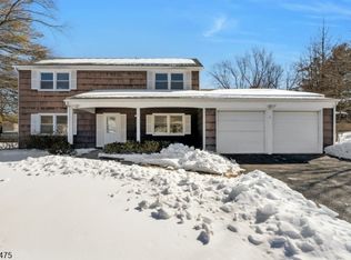 5 MARIGOLD LANE, Franklin Twp., NJ 08873