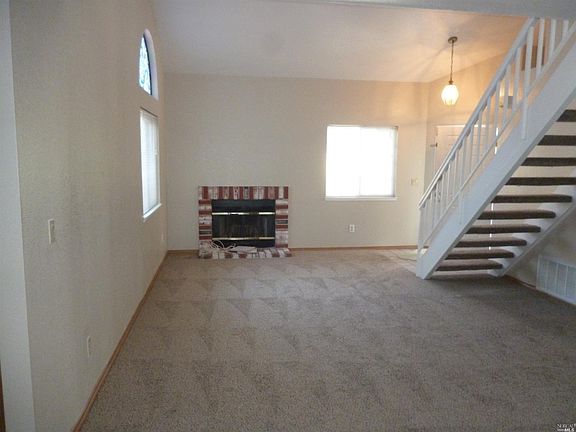 4th image of 119 Nalisty Dr