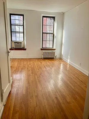 Rented by Oxford Property Group | media 3