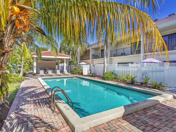 225 SE 11th Avenue #225, Pompano Beach, FL 33060