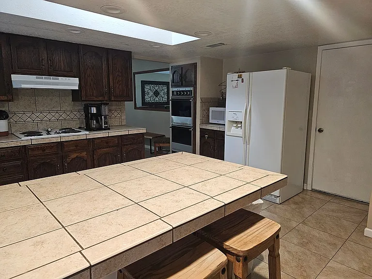 610 Manzanita Dr — Photo 15