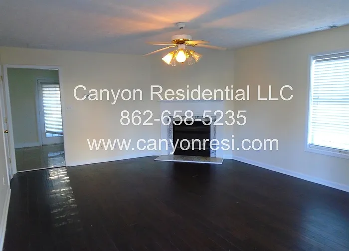 125 Bay Court Dr — Photo 11