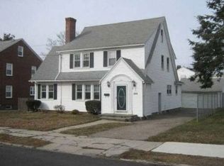 358 McKinley Ave, Bridgeport, CT 06604