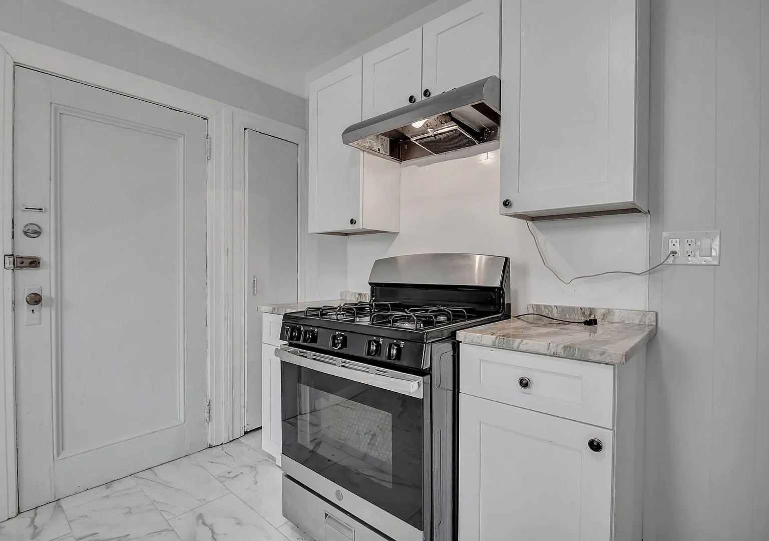 68-70 Anthony Street — Photo 2
