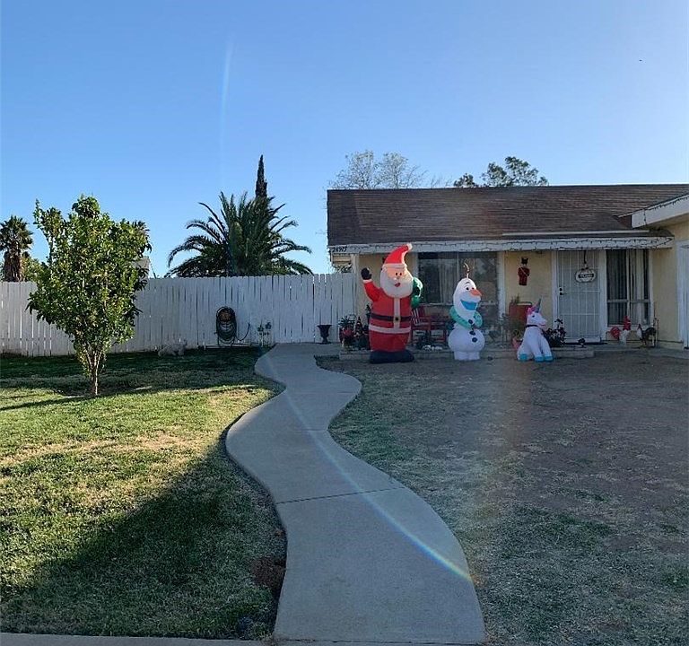 1st image of 24373 Marilyn St