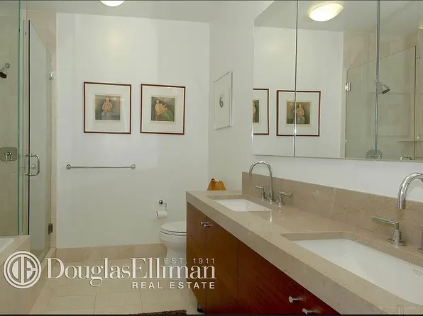 30 West Street 20F image 6 of 6