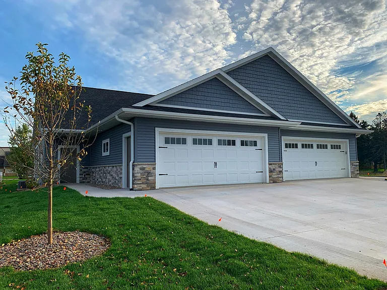 331 Panther Pass — Photo 1