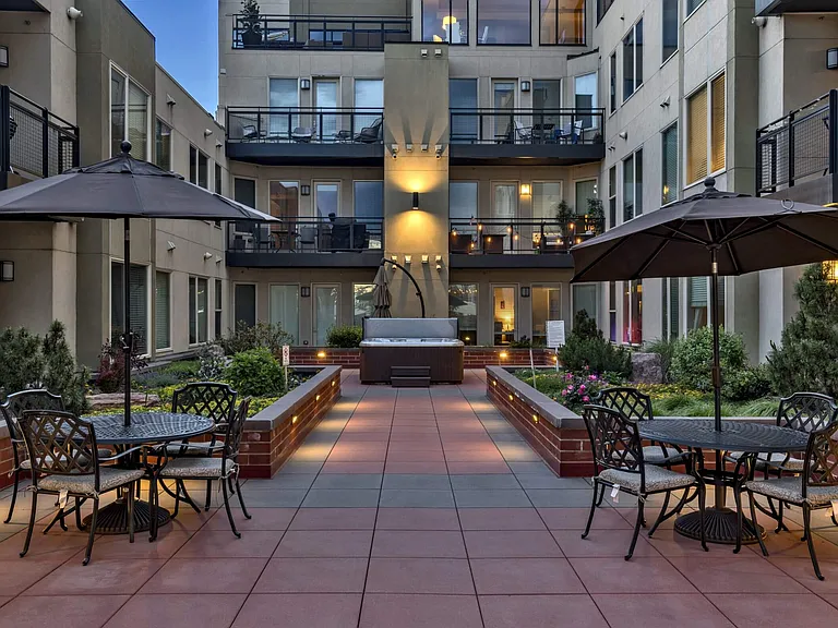 Prospect on Central — Photo 6