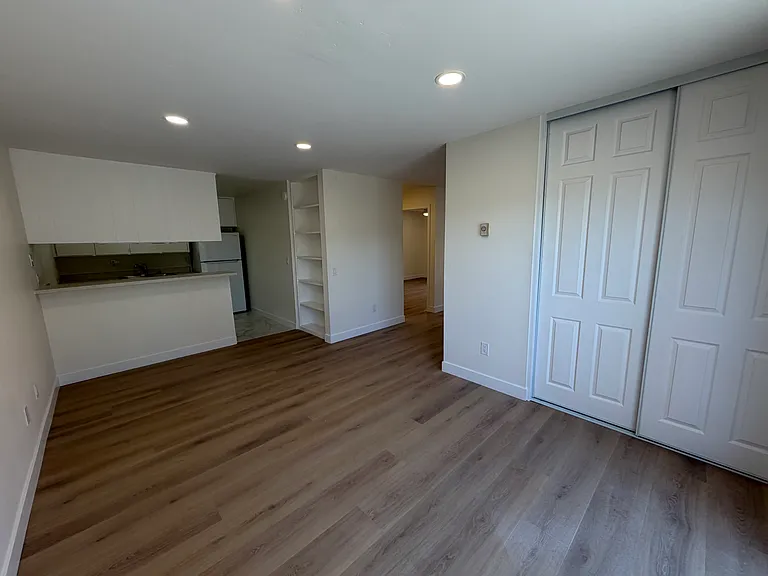 403 Requeza St #G10 — Photo 9