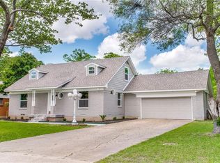 309 Dalton Dr, Desoto, TX 75115