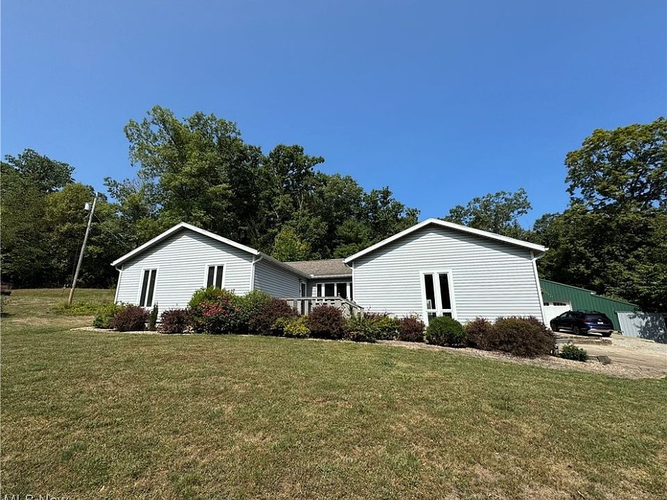 1st image of 407 Knob Dr