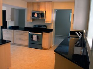 18945 Barnette Cir, Triangle, VA 22172