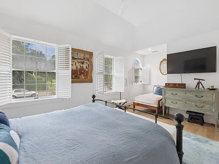 85 Gould St — Photo 24