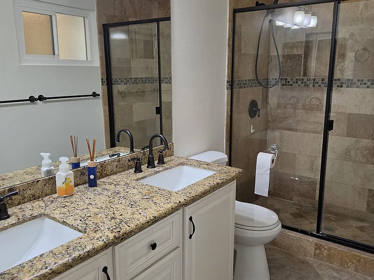 1037 Alta Vista Dr — Photo 50