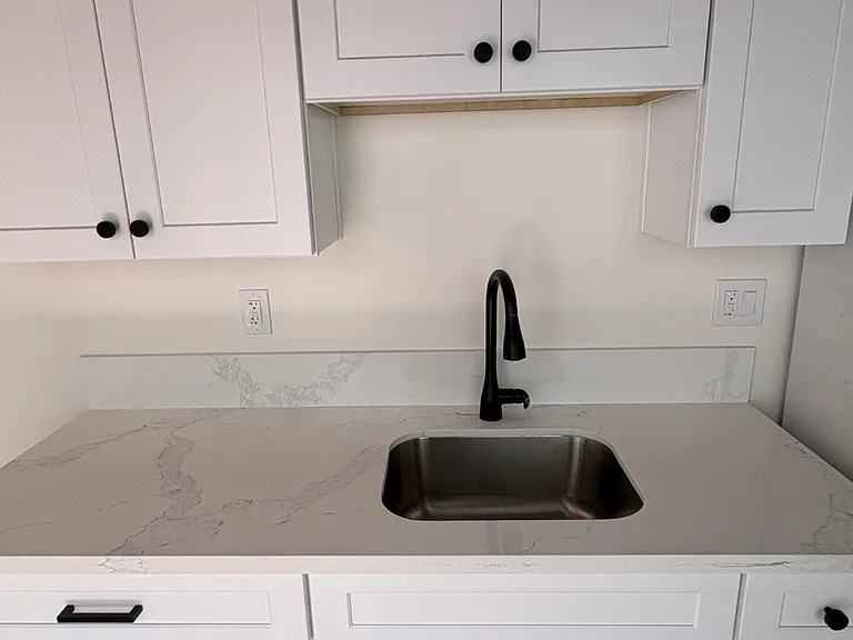 8 Santa Ana Ave #8 — Photo 3