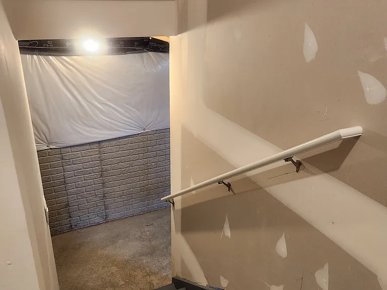 225 Sterndale Dr — Photo 29