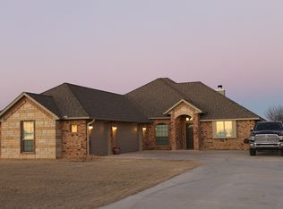 1730 SW Mariah Rd, Cache, OK 73527