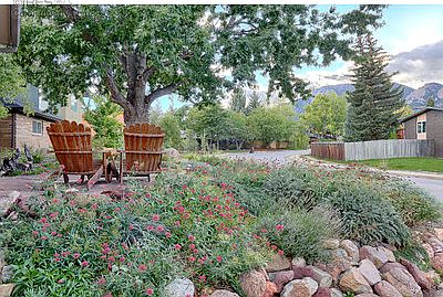 Front garden with view