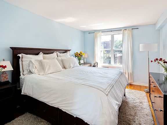 4th image of 350 Bleecker St APT 4M