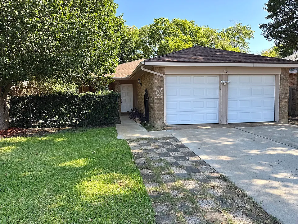 505 Valley Spring Dr