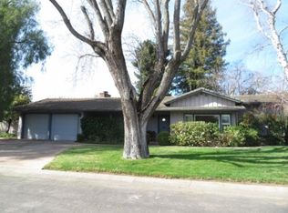 7 Barton Pkwy, Oakdale, CA 95361