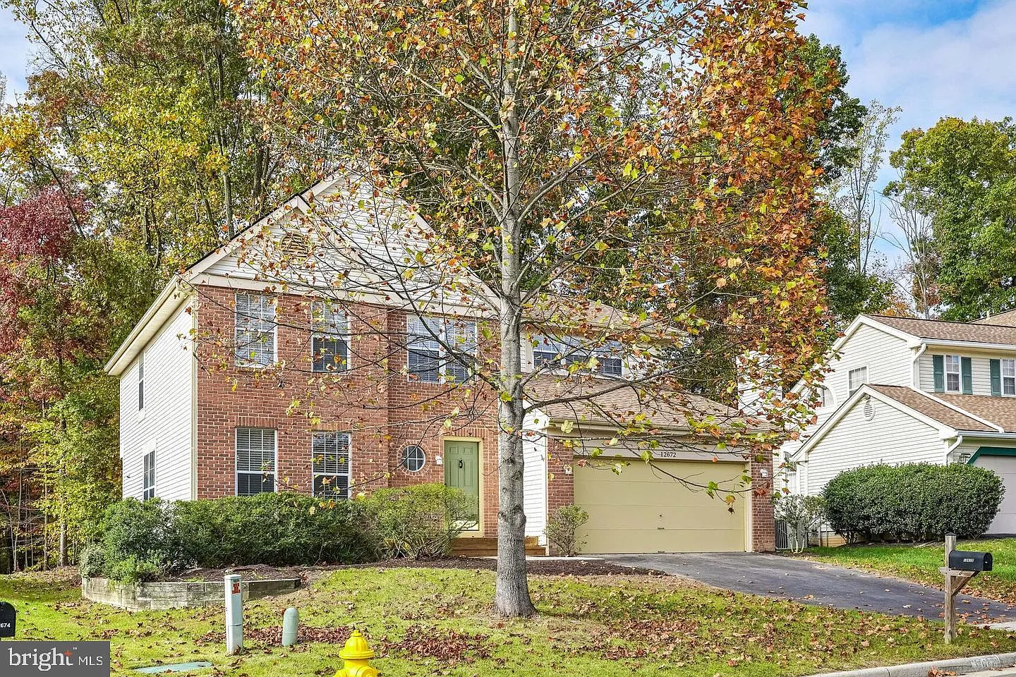 4 bed, 3.5 bath, 2535 sqft, $4,000 — Photo 2