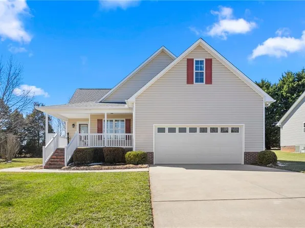 714 Wendy Dr, Graham, NC 27253