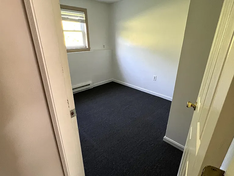 51 Glenwood Dr #1 — Photo 8