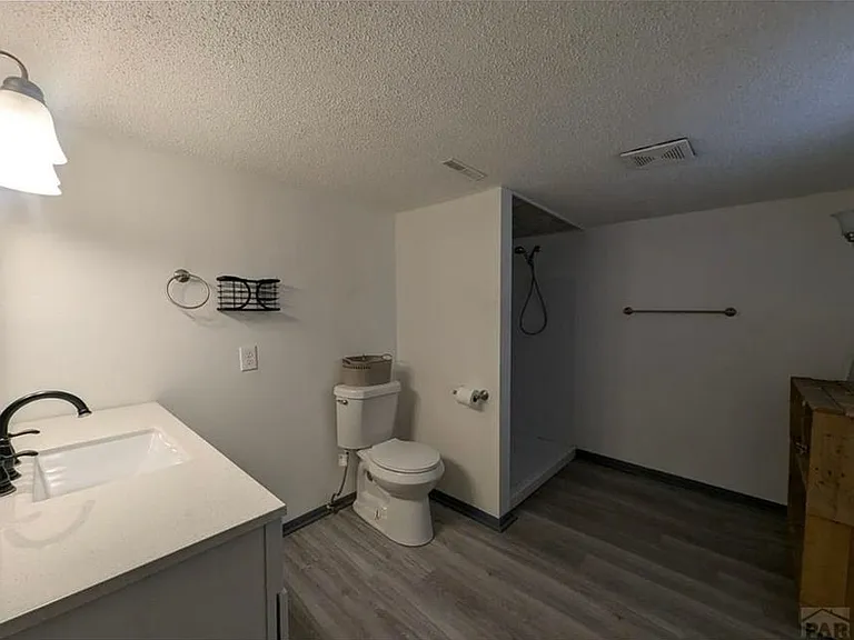 404 Homer Ave — Photo 18