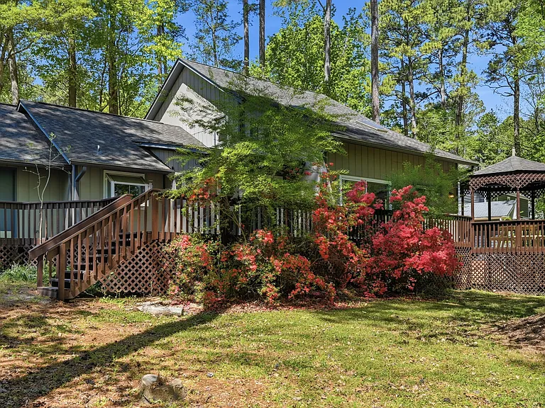 4002 Westfield Dr — Photo 51