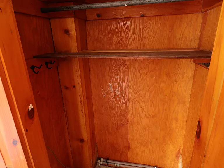24 Pine Hill Ave #2 — Photo 3