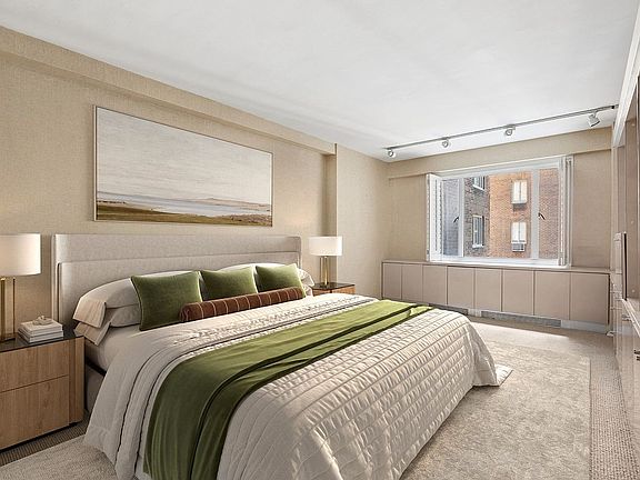 4th image of 140 E 72nd St APT 4A