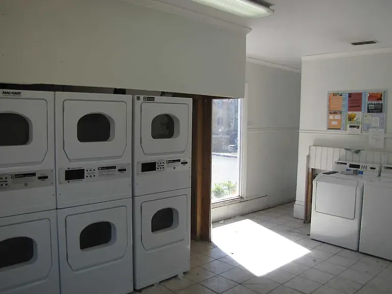 Red Bay Apartment Complex — Photo 40