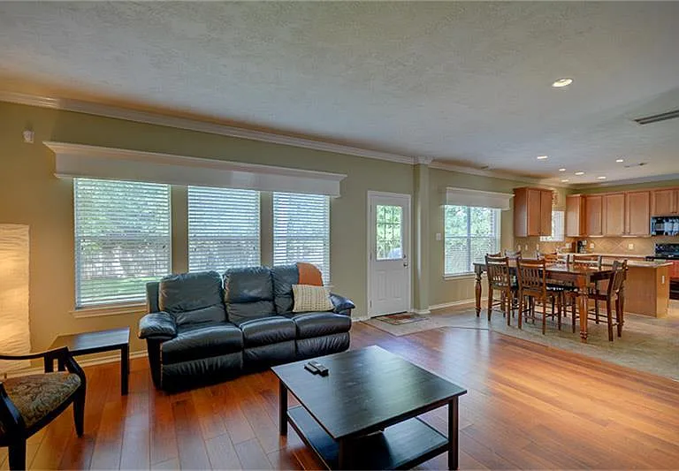 174 E Spindle Tree Cir — Photo 1