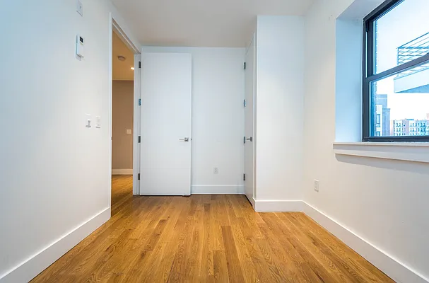 Rented by Nooklyn NYC LLC | media 88