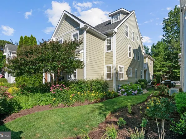 820 Bay Ridge Ave, Annapolis, MD 21403
