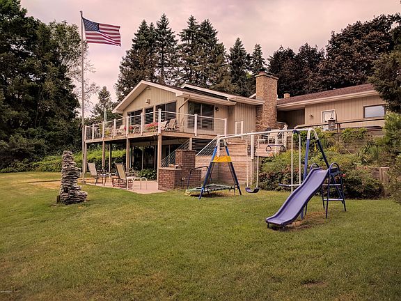 3rd image of 14171 Osner Dr