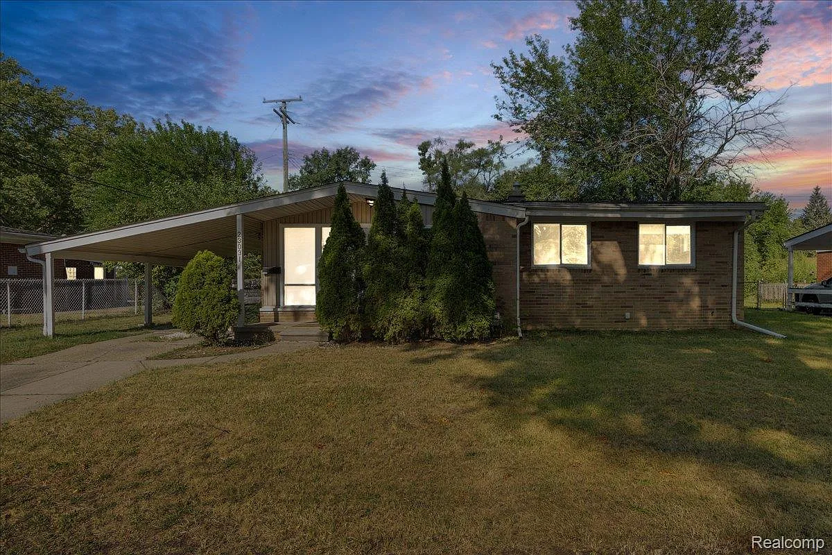 3 bed, 1650 sqft, $1,500 — Photo 1