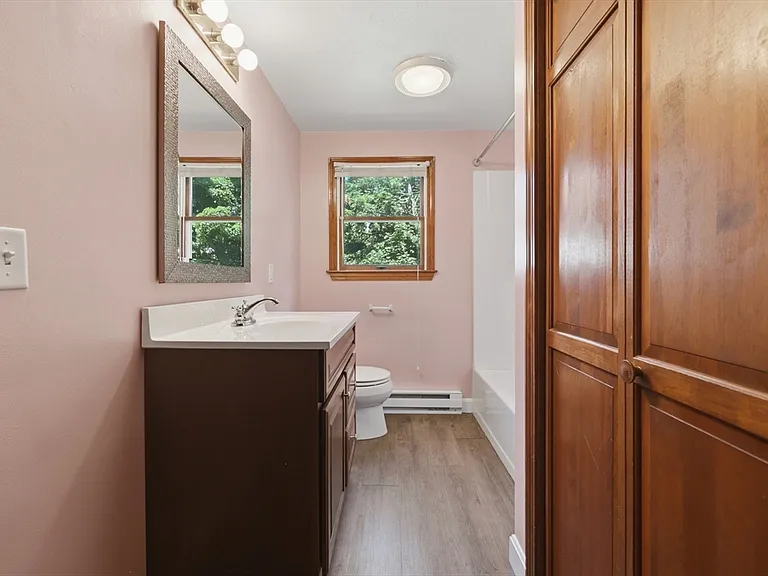 21 Janet Cir #2 — Photo 36