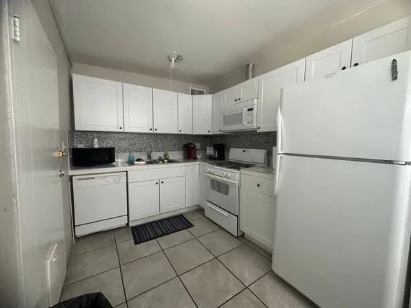 1314 E Saint Louis Ave, Las Vegas, NV 89104