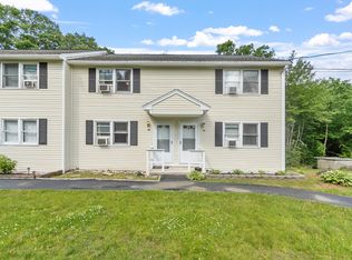 38 Allen St APT 4B, Sandown, NH 03873