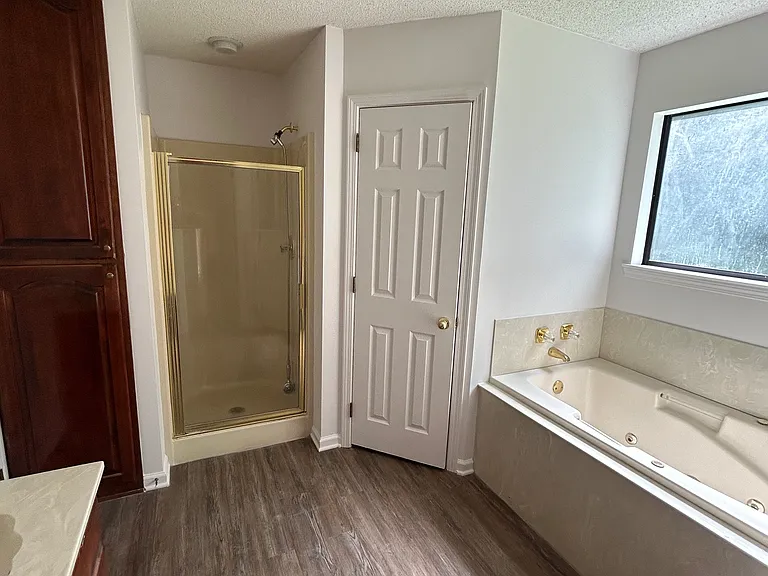 2305 Coraltree Dr — Photo 11